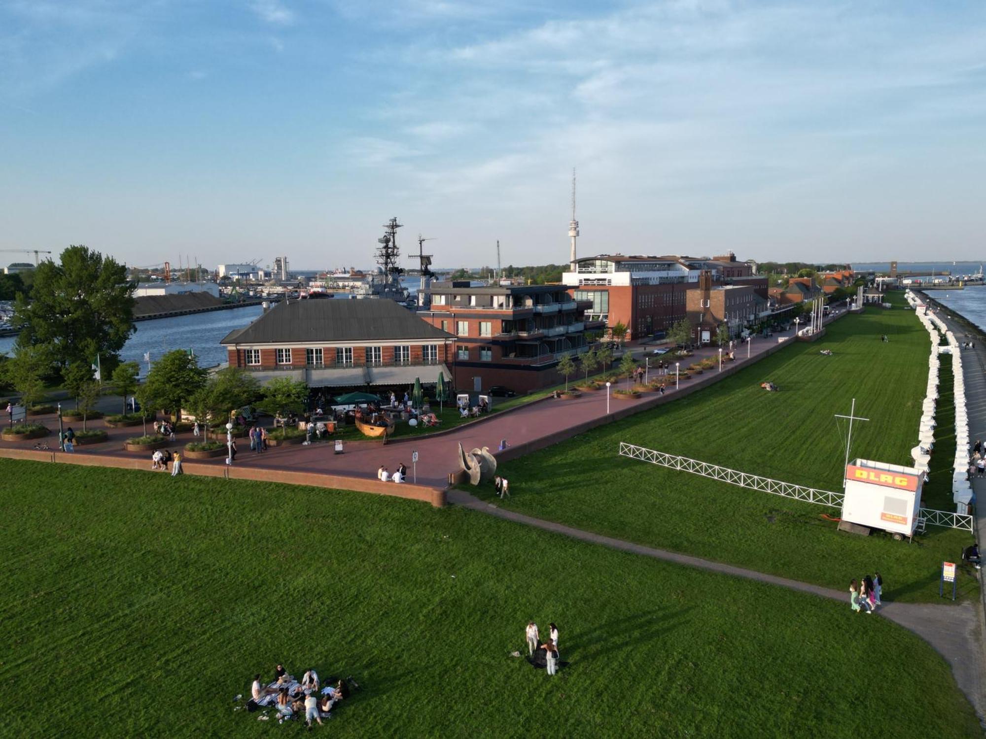 Strand-Apartment, Strandkorb, Meeresrauschen, Parkplatz Вільгельмсгафен Екстер'єр фото